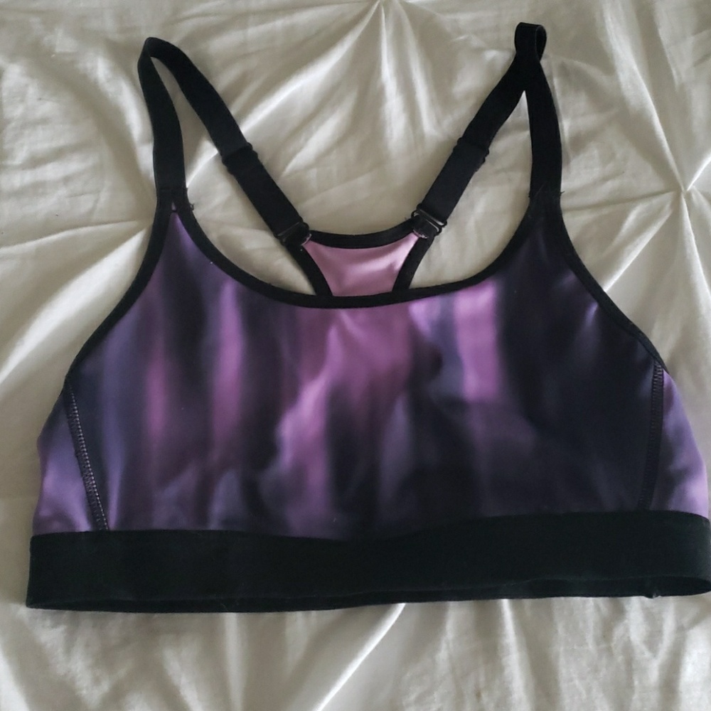 Sports bra